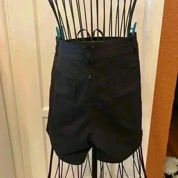 Prana Shorts-Sz 10 - Picture 4 of 7